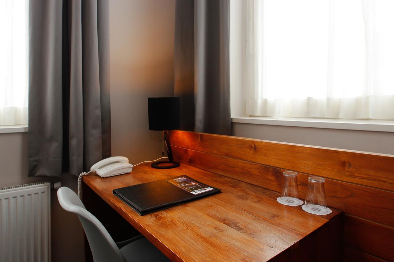 Hotel Aan De Singel เดลฟ์เซลจ์ ภายนอก รูปภาพ