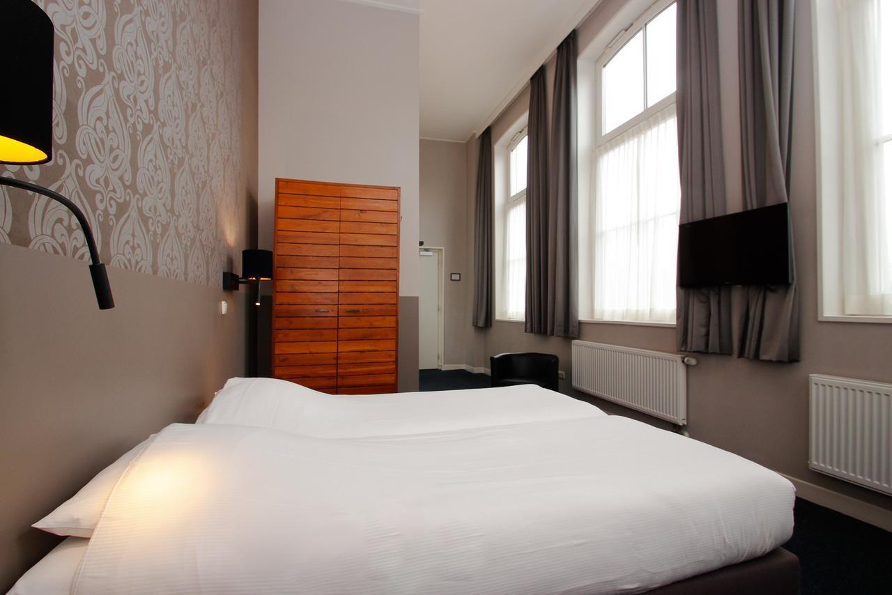 Hotel Aan De Singel เดลฟ์เซลจ์ ภายนอก รูปภาพ